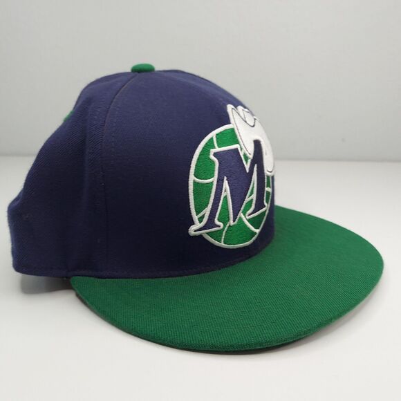 Dallas Mavericks NBA Mitchell & Ness Hat Cap Blue /Green Fitted 7-1/8 (57CM) - Picture 2 of 10
